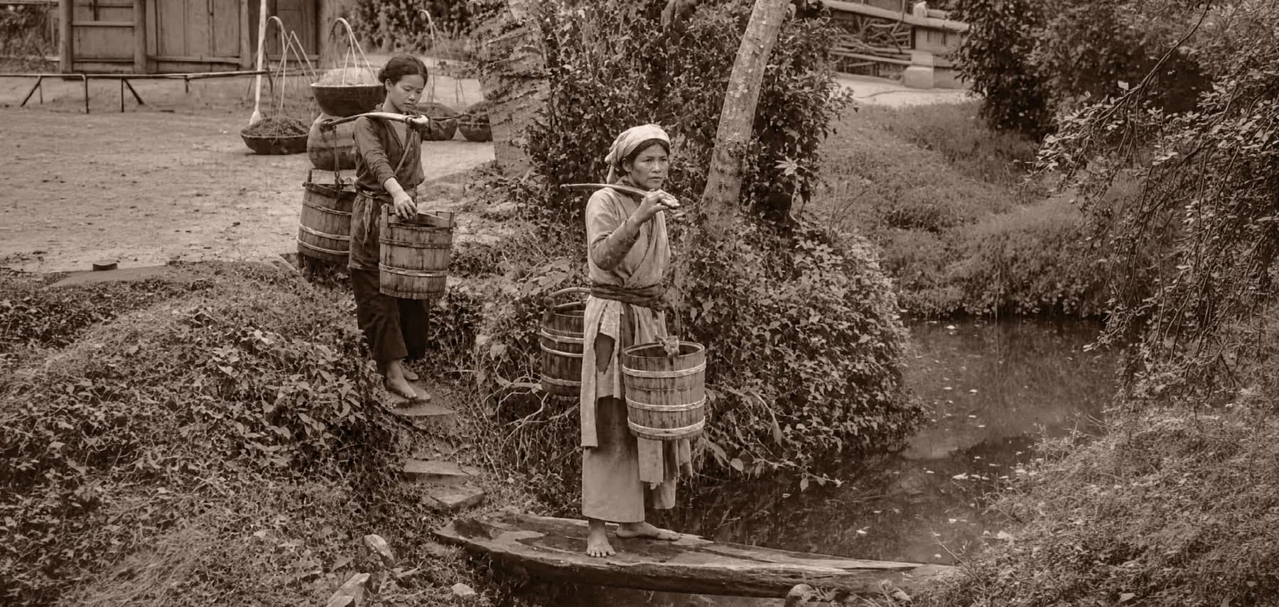 Người dân bên ao làng thuở xưa
